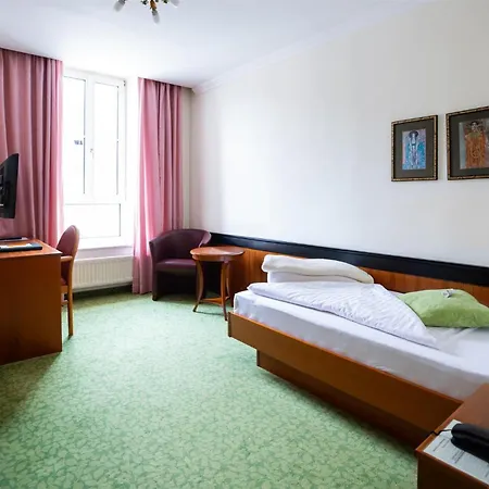 Hotel Kurhaus Dr. Petershofer