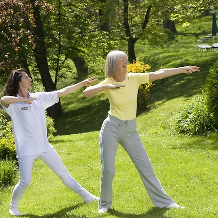 Kurhaus Dr. Petershofer فندق