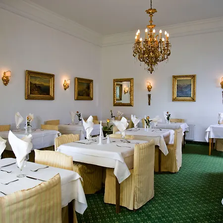 Kurhaus Dr. Petershofer Wolfsegg am Hausruck