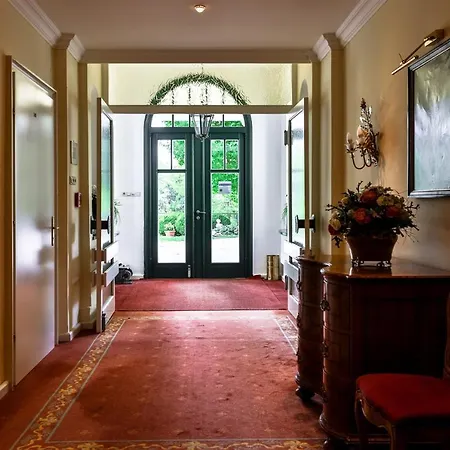 Kurhaus Dr. Petershofer 4*