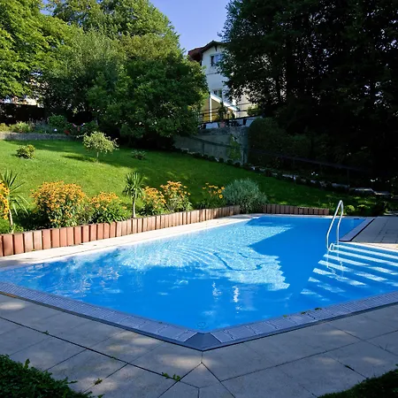 Kurhaus Dr. Petershofer ホテル Wolfsegg am Hausruck