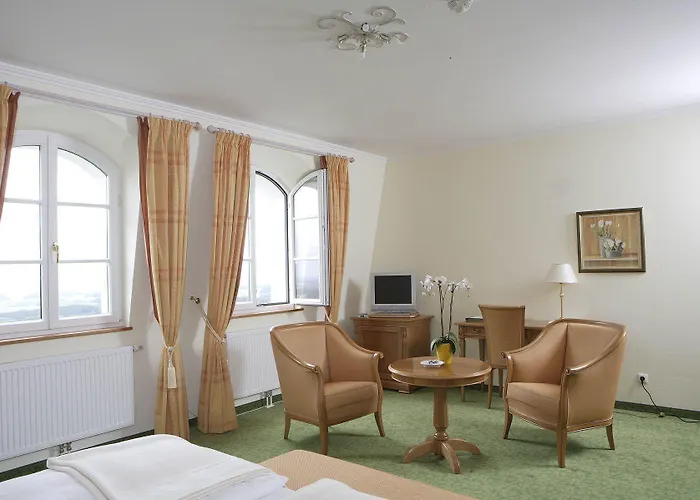 Hotel Kurhaus Dr. Petershofer 4*
